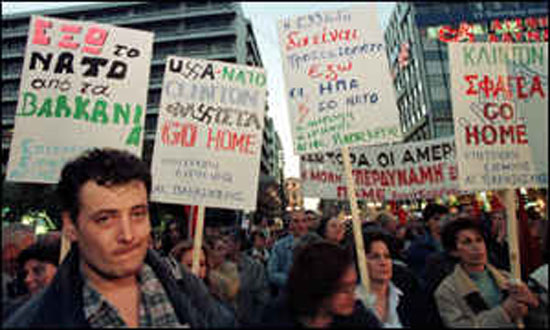 Διαδήλωση ενάντια στην επίσκεψη Κλίντον, 1999